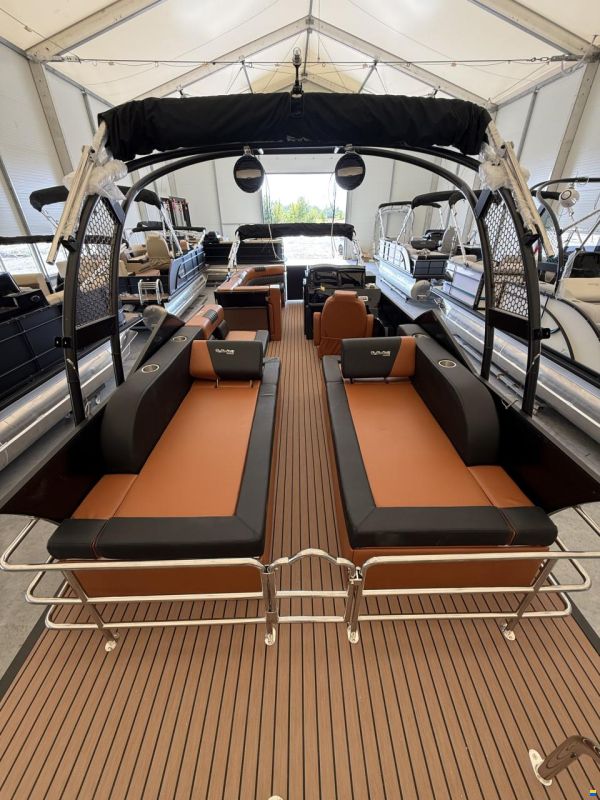 Old Lake Marine LS23 Pontoon boat catamaran trimaran