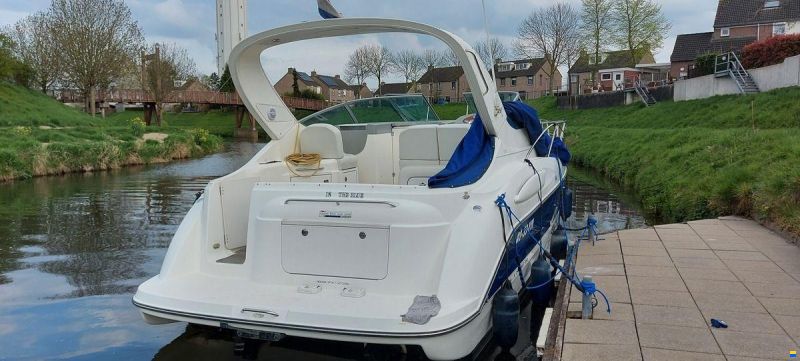 Bayliner 305