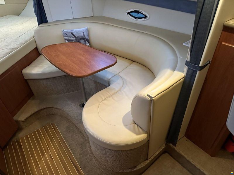 Bayliner 305