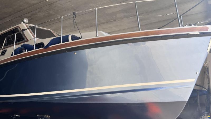 Barca a motore