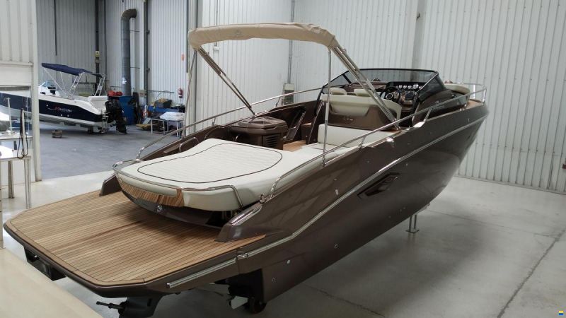 Cranchi Endurance 30