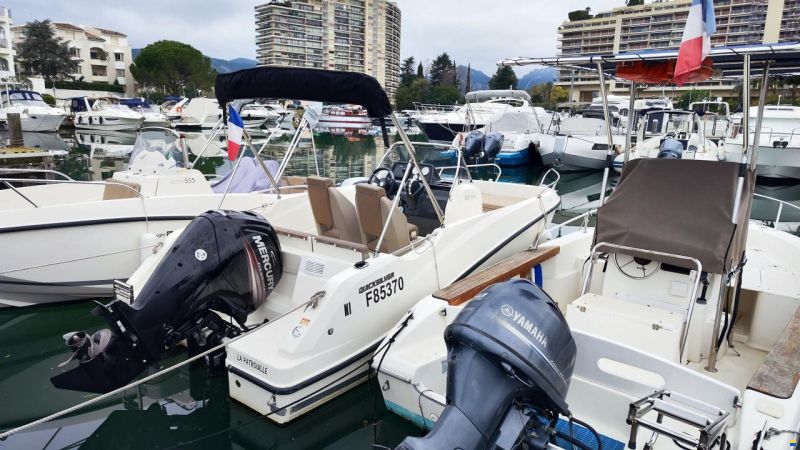 Quicksilver 555 OPEN