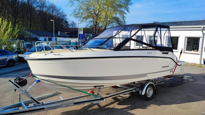 Quicksilver Activ 675 Cruiser