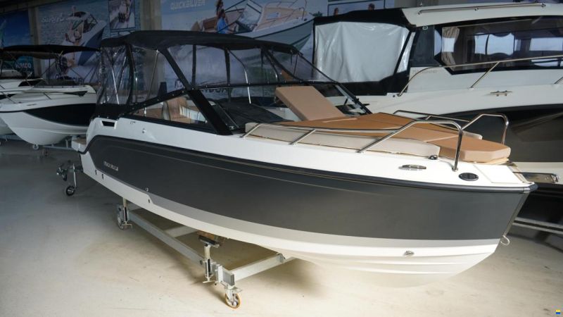 Quicksilver Activ 675 Cruiser