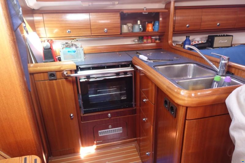 Bavaria 36-2