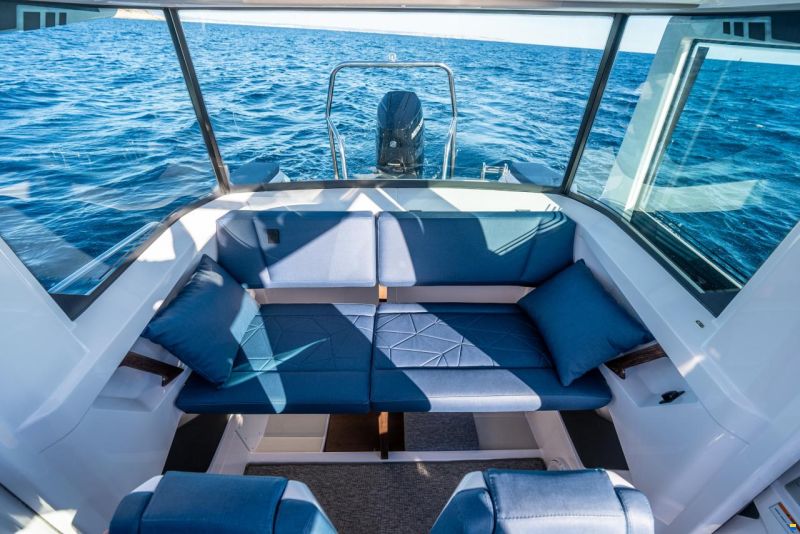 Axopar 29 Cross Cabin