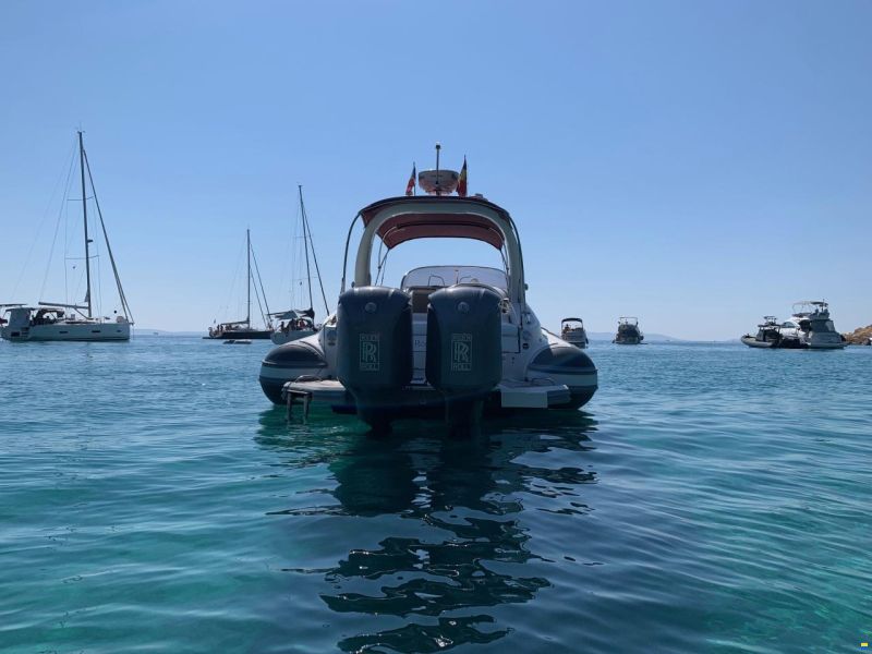 MV Marine Vesevus 35