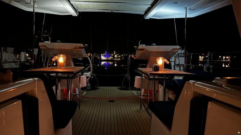 Hanse 548