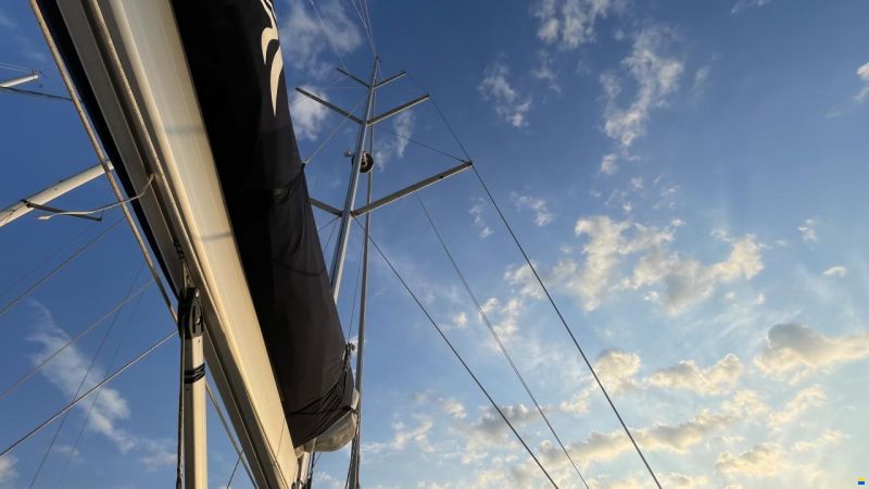 Hanse 548