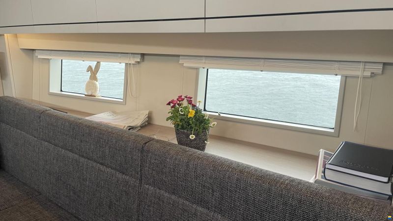 Hanse 548