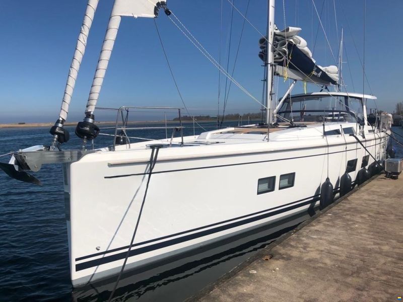 Hanse 548