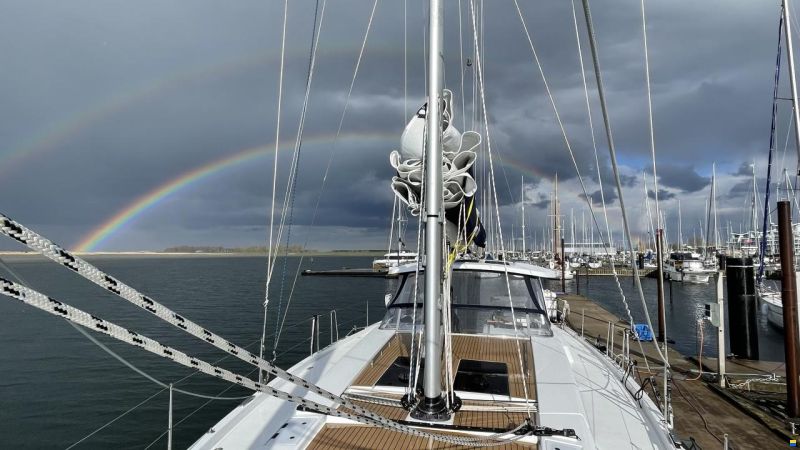 Hanse 548
