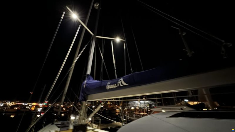 Hanse 548