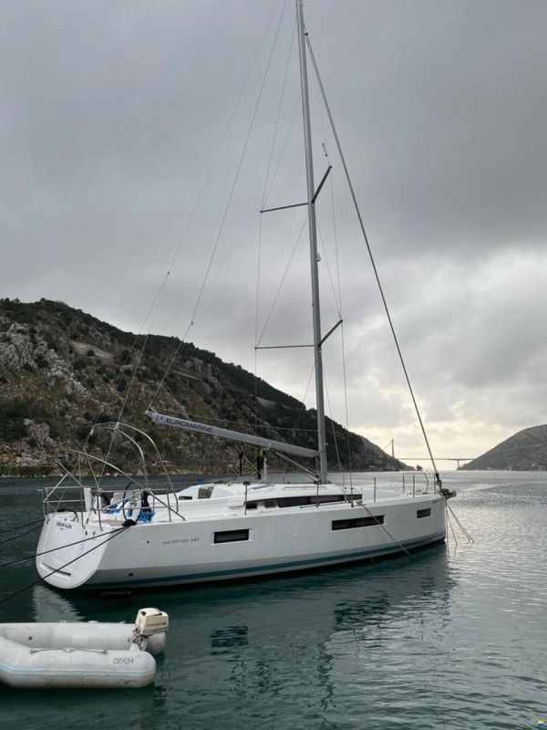 Jeanneau 440
