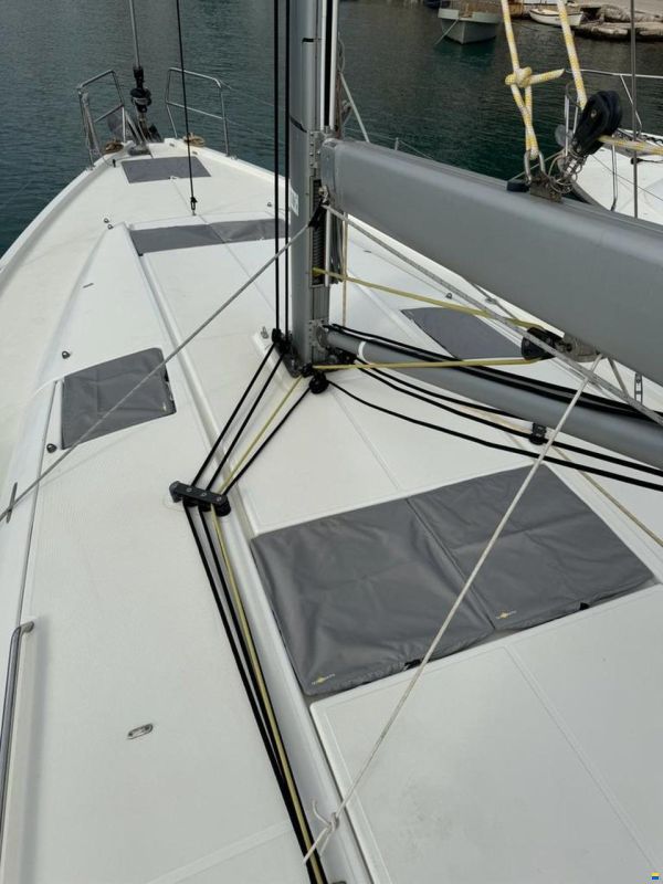 Jeanneau 440