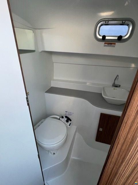 Rodman Ventura 790 SD T-TOP