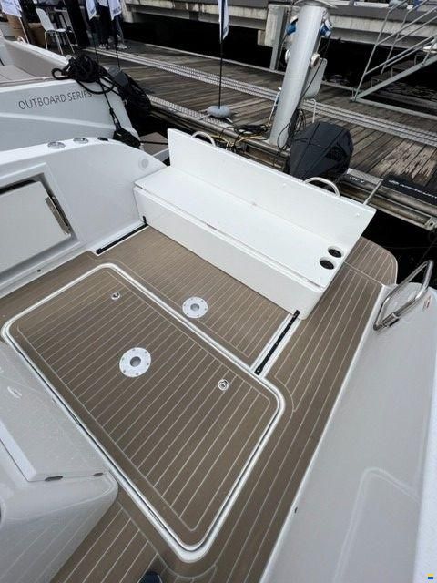 Rodman Ventura 790 SD T-TOP