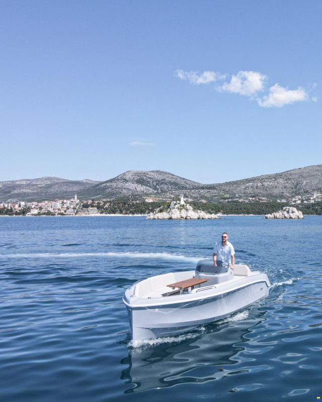 Rand Boats Breeze 20