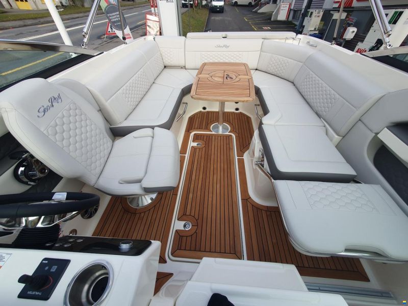 Sea Ray Sun Sport 250 Europe