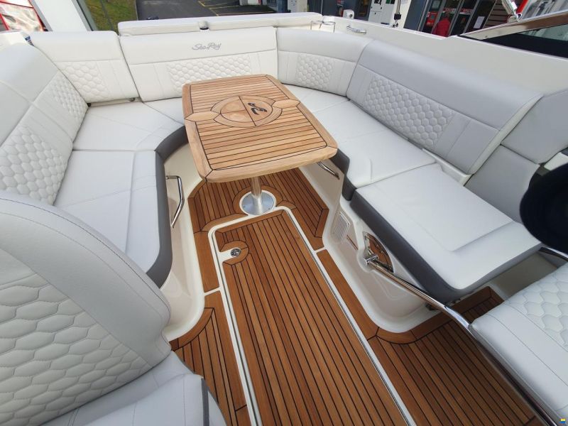 Sea Ray Sun Sport 250 Europe
