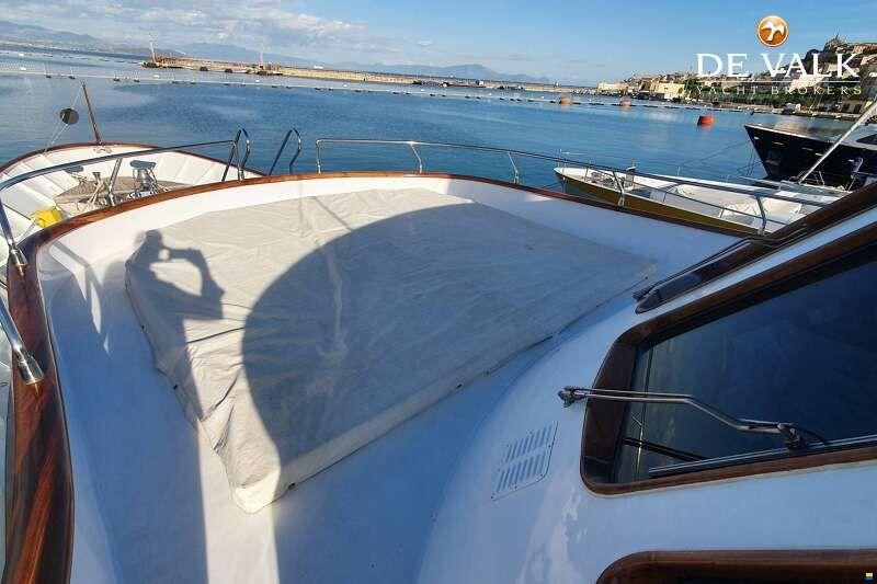 Hall Russell and Co Navetta