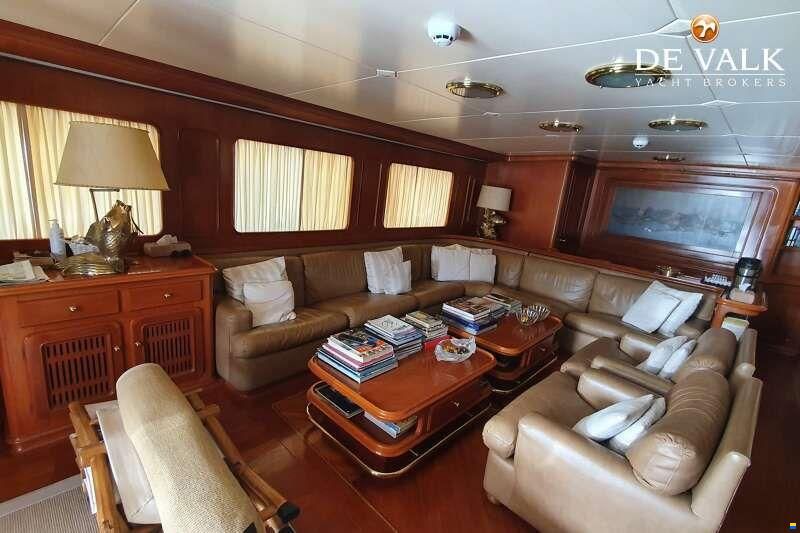 Hall Russell and Co Navetta