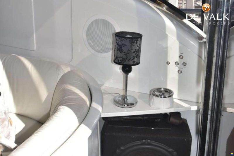 Mangusta 72