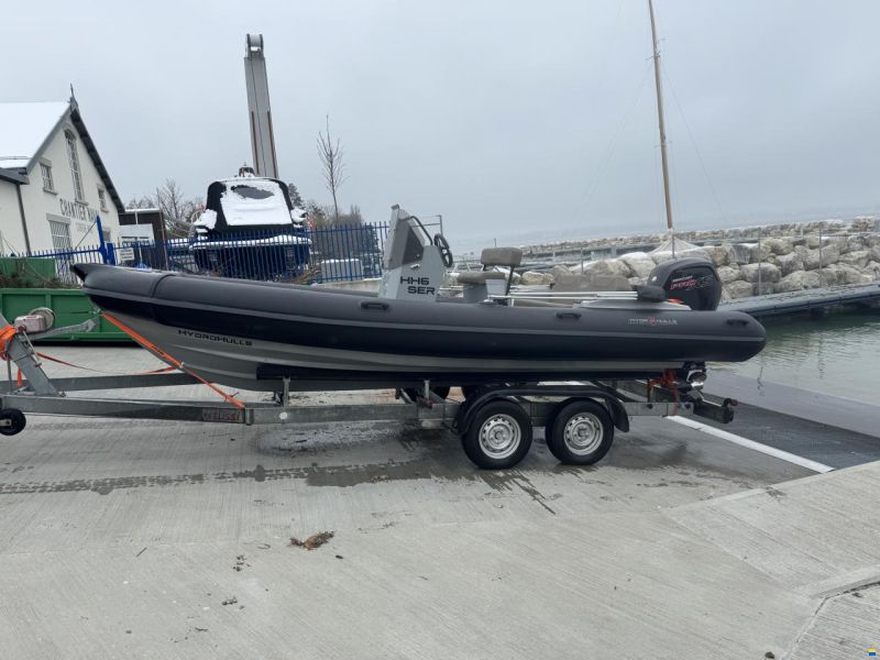 Hydrohulls HH6