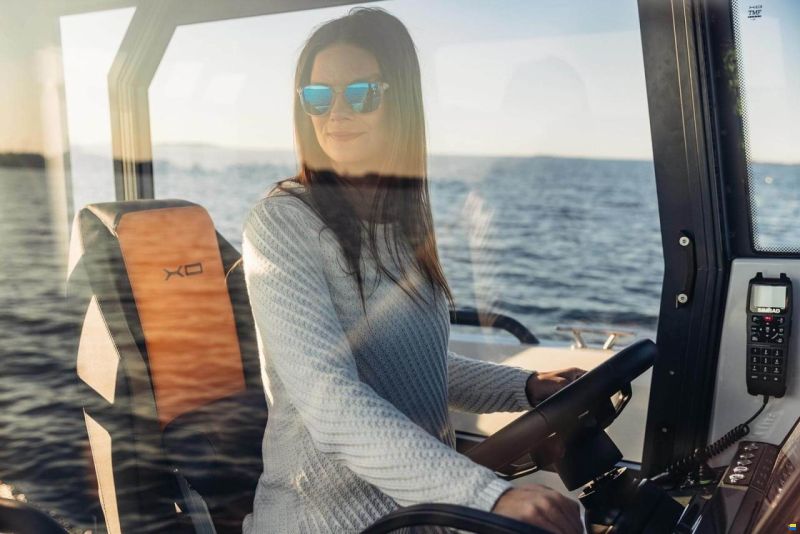 XO Boats DFNDR 9