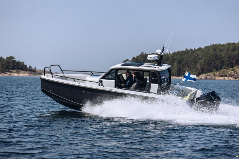XO Boats DFNDR 9