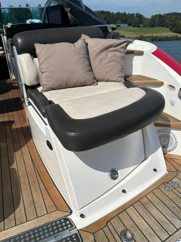 MasterCraft C300