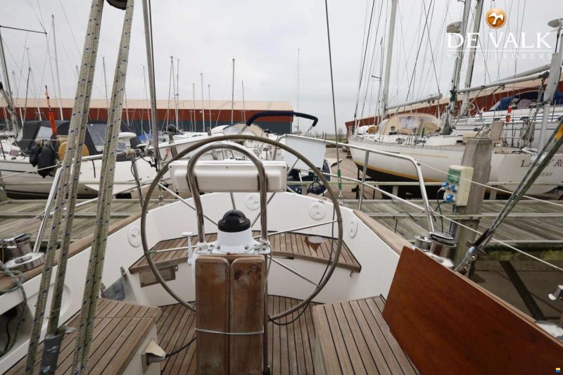 Endurance 38