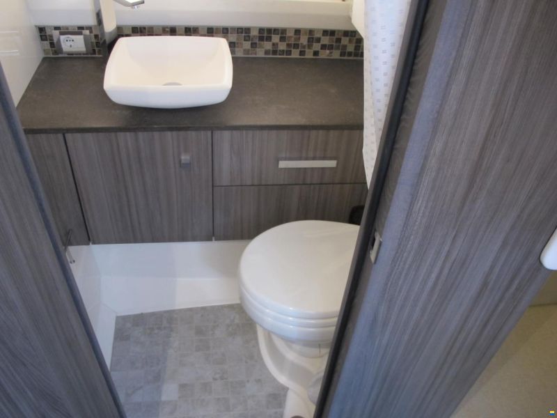 Sea Ray 400 SLX