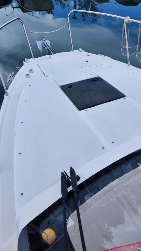 Quicksilver ACTIV 855 Cruiser