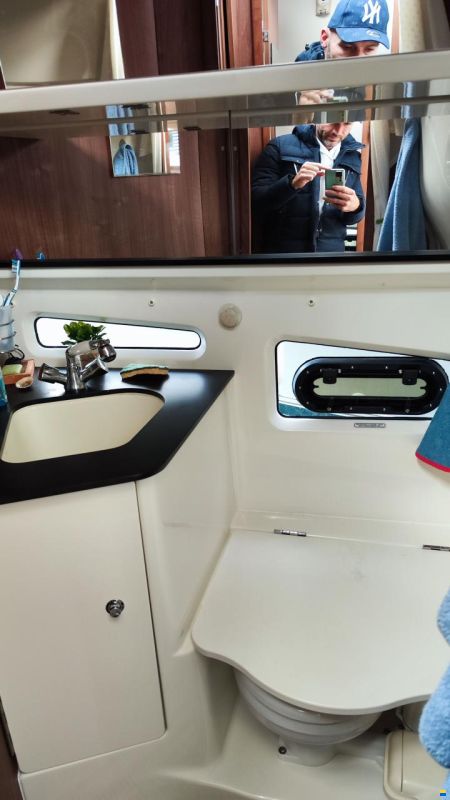 Quicksilver ACTIV 855 Cruiser