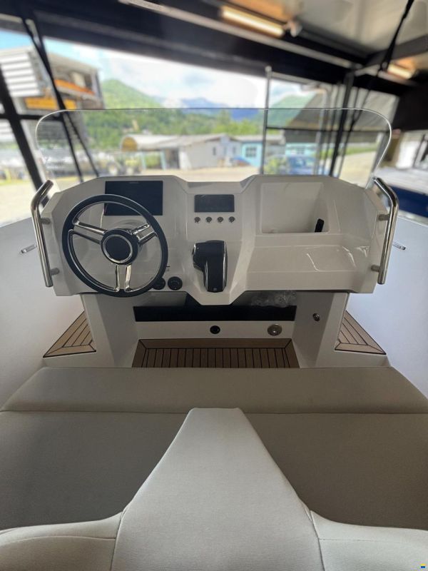 Rand Boats Source 22