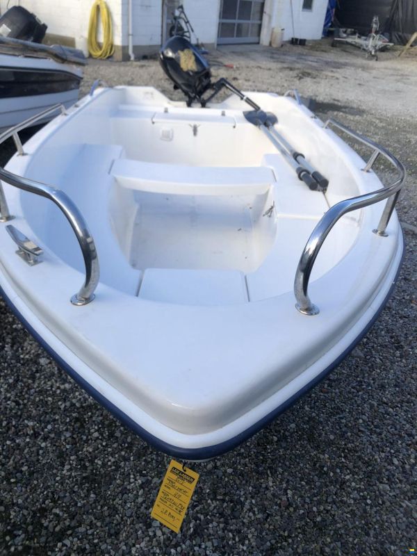 Sport-Yacht 410