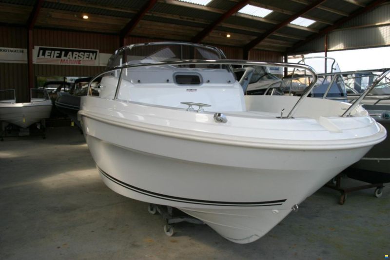 Jeanneau 5.5 WA Cap Camarat