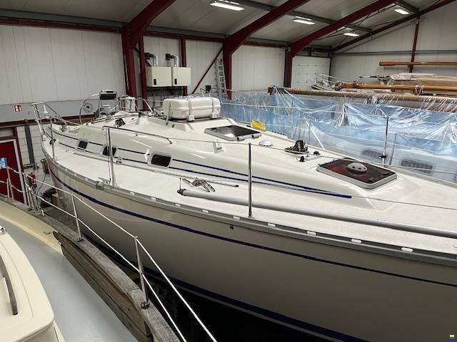 Bavaria 320 Sportline. image