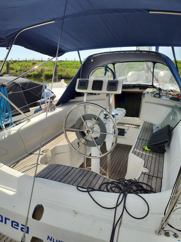 Dufour 38 Classic
