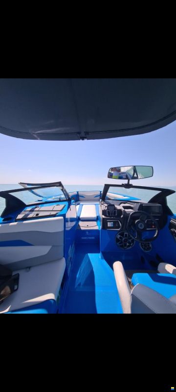 Axis T250