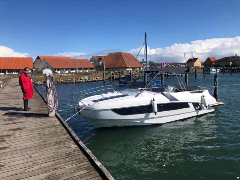 Beneteau Flyer 8.8 SUNdeck