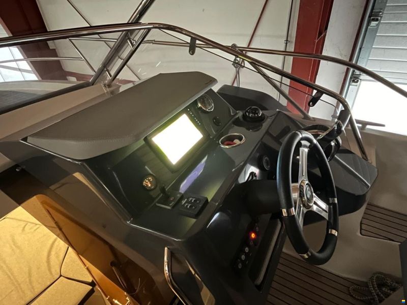 Beneteau Flyer 8.8 SUNdeck