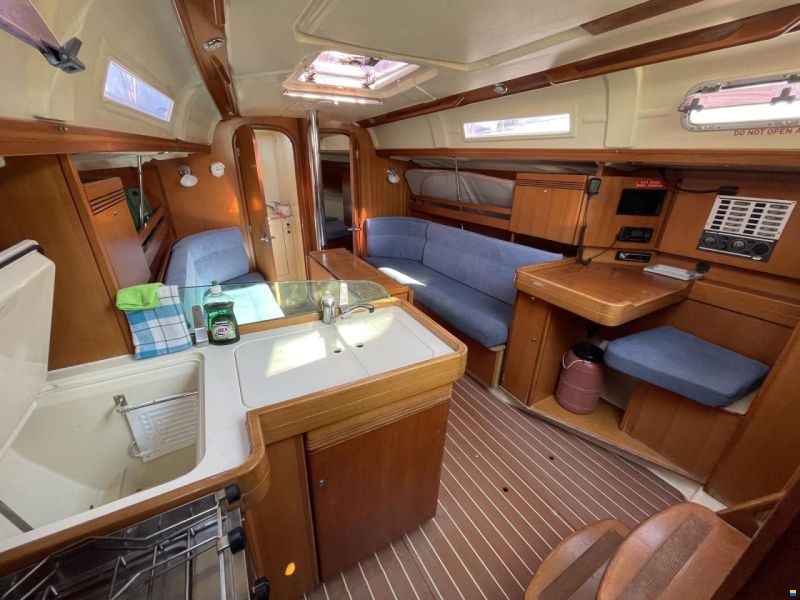 Dufour 34