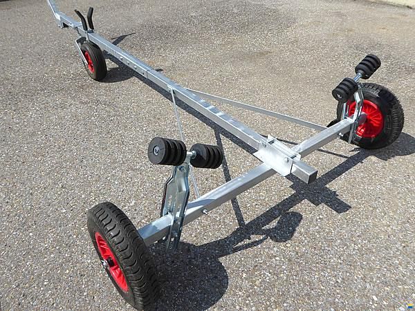 AB-Nautic Wasserungswagen 200