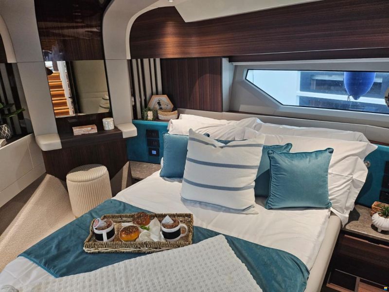 AICON Yachts 66