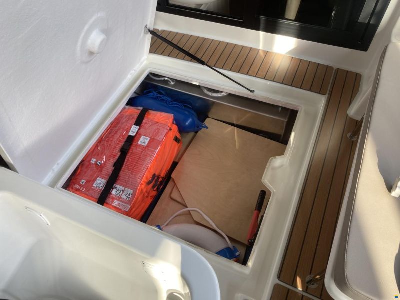 Texas 610 Pilothouse