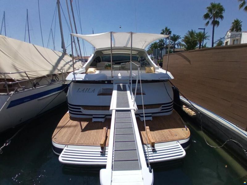 Pershing 54