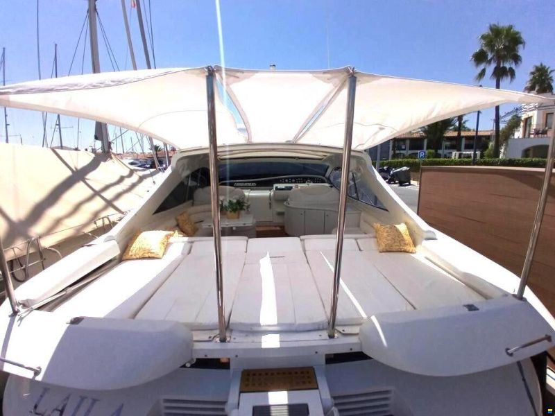 Pershing 54