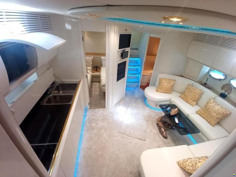 Pershing 54